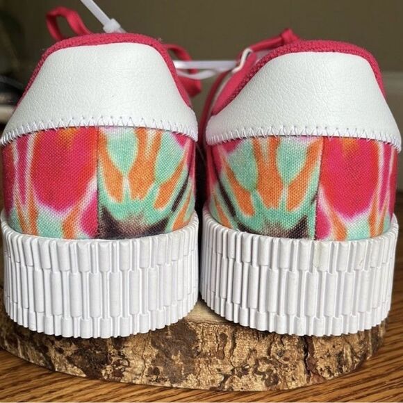 2 Item Bundle - Prada Luna - Workout Crossbody Bag - Adidas Samba Rose - Size 10 - Picture 13 of 15